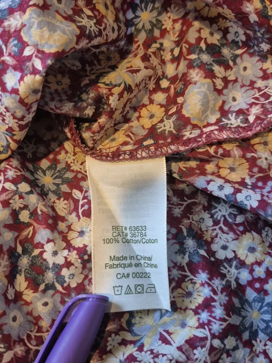 Vintage Floral Button-Up Blouse Size 8 | Cottagecore Burgundy Multi-Color Shirt - Picture 10 of 10